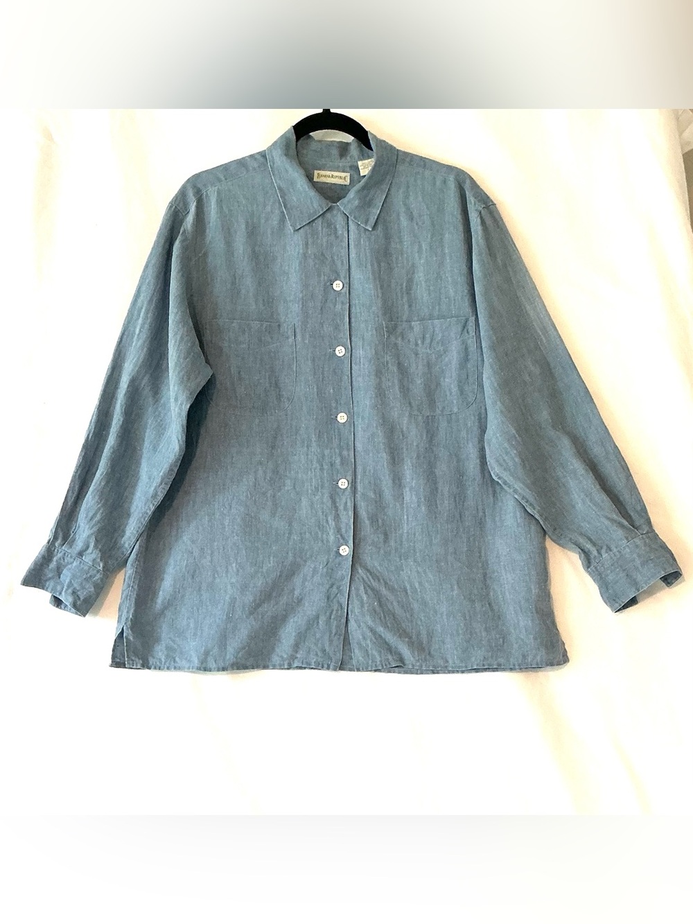 Banana Republic Women LG 100% Blue Linen Shirt Two Pocket/Camp Lg Slv Button Dwn